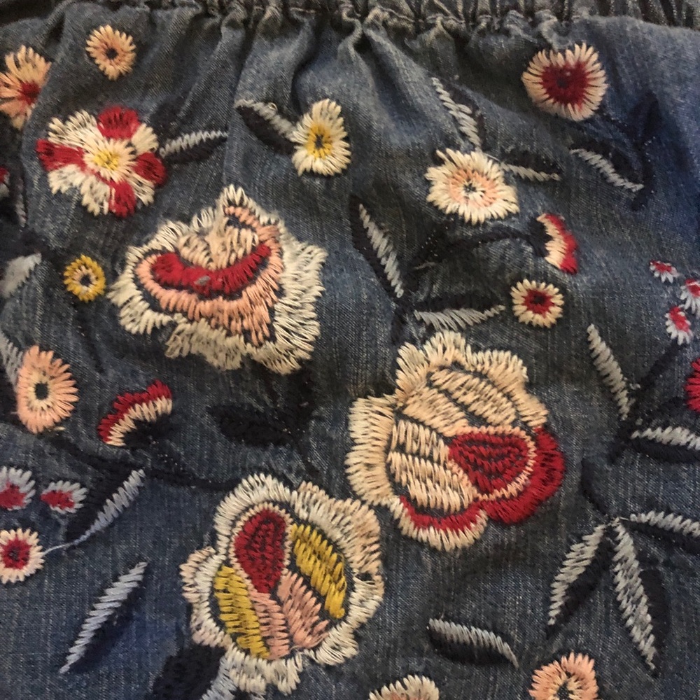 off the shoulder flower embroidery dress - Picture 5 of 7